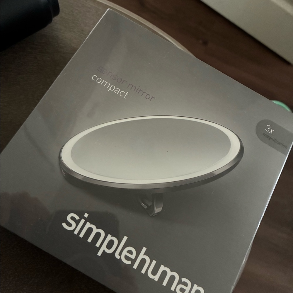 Nib Simplehuman Silver Sensor Mirror Compact - image 1